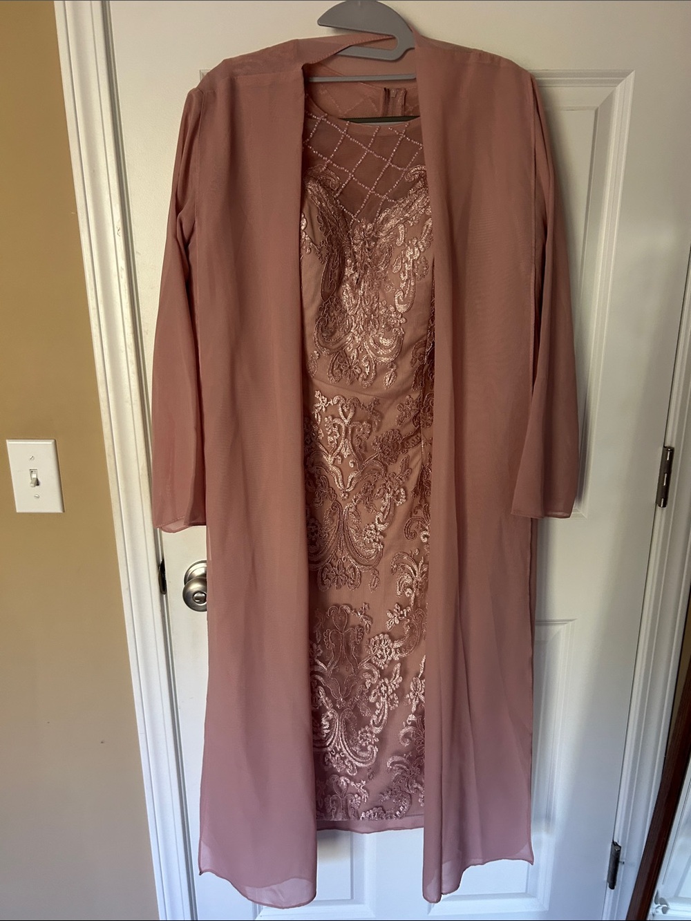Elegant Dusty Rose Lace Midi Dress with Sheer Long Robe — Women’s Midi Dress
